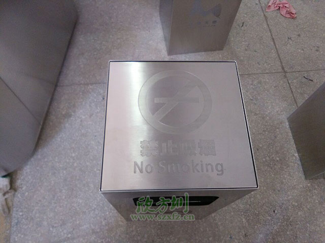 不銹鋼垃圾桶廠家對產(chǎn)品表面可做哪些效果？